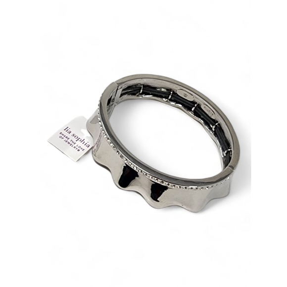 NWT Lia Sophia "Ribbon" Silver / Cut Crystal Stretch Bracelet (Small) - Picture 3 of 6